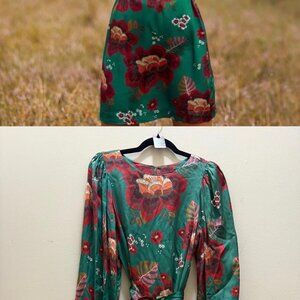 Farm Rio $188 MSRP - Marenka Satin Belted Dress w/ little callout - Small